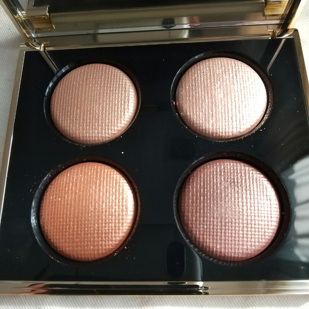 イルミネイティング ブロンジング パウダー/BOBBI BROWN/プレストパウダーを使ったクチコミ（2枚目）