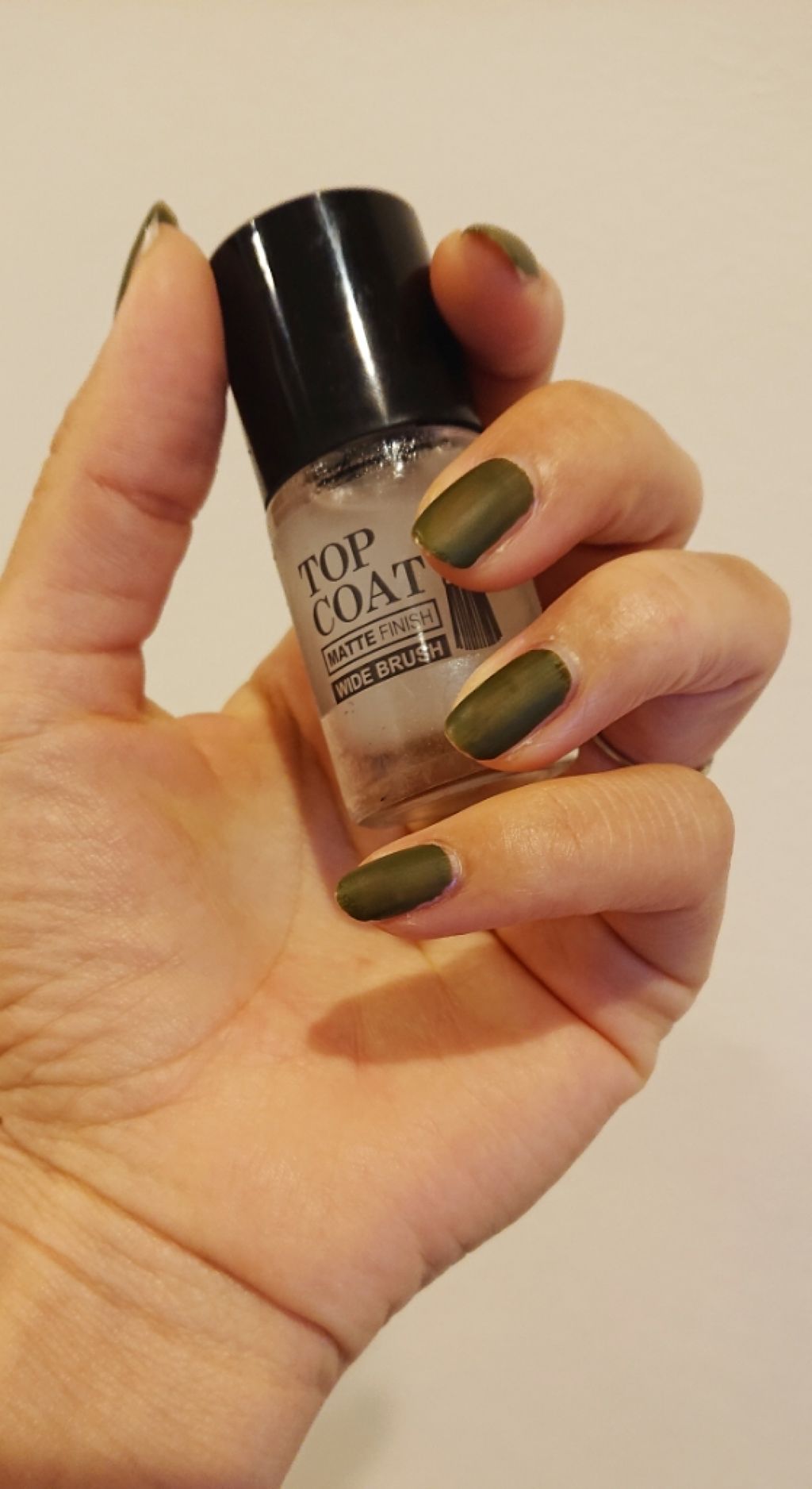 AT トップコート マットフィニッシュ/Art Collection/ネイルトップコートを使ったクチコミ（2枚目）