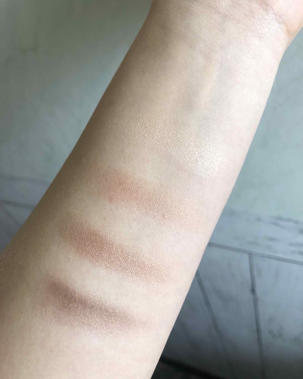 スキニーリッチシャドウ/excel/アイシャドウパレットを使ったクチコミ(3枚目)