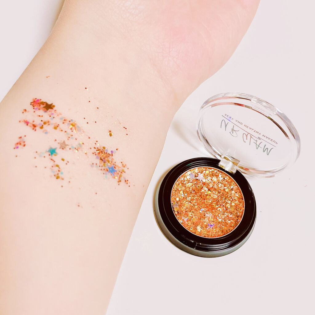 URGLAM　GLITTER GEM/U R GLAM/ジェル・クリームチークを使ったクチコミ（2枚目）