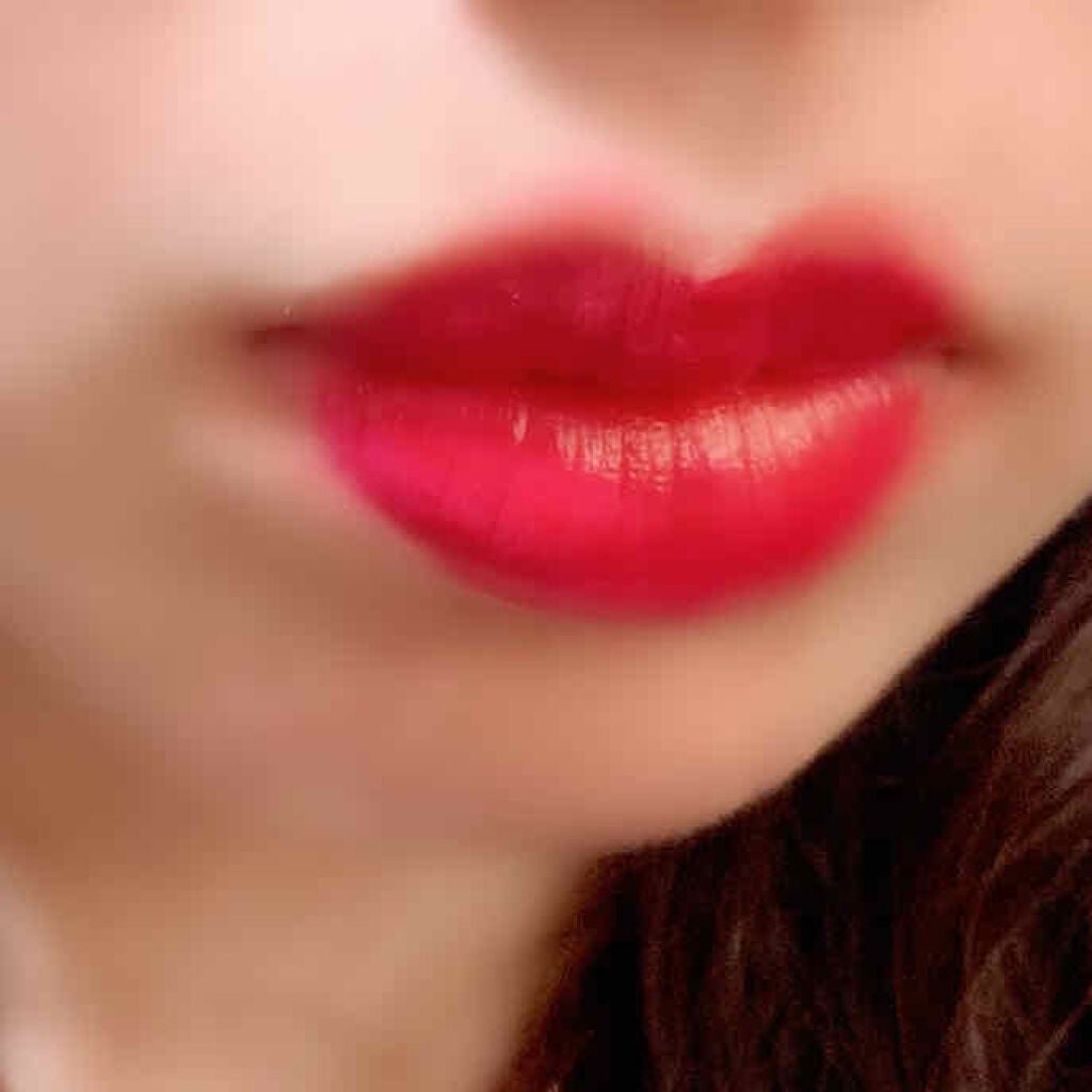 スーパー ラストラス リップスティック/REVLON/口紅を使ったクチコミ(2枚目)