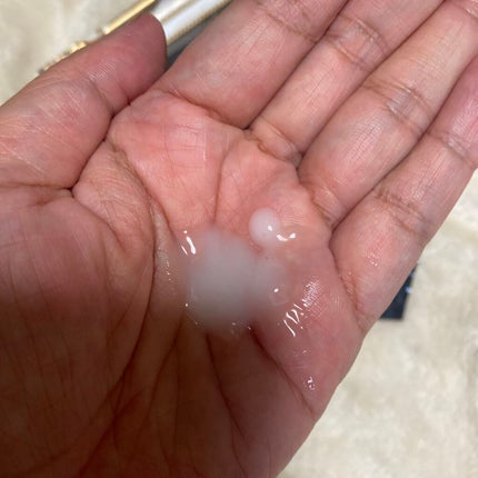 SUQQU ヴィアルム ザ セラムのクチコミ「SUQQU ヴィアルム ザ セラム
SUQQUの最高級化粧品。試供品頂きました。
使用感お.....」(3枚目)