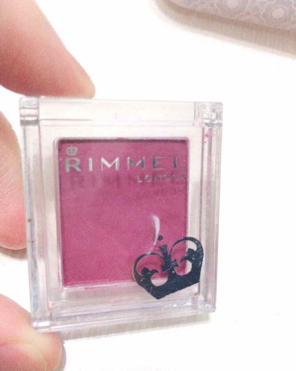 プリズム パウダーアイカラー/リンメル ロンドン/単色アイシャドウを使ったクチコミ(1枚目)