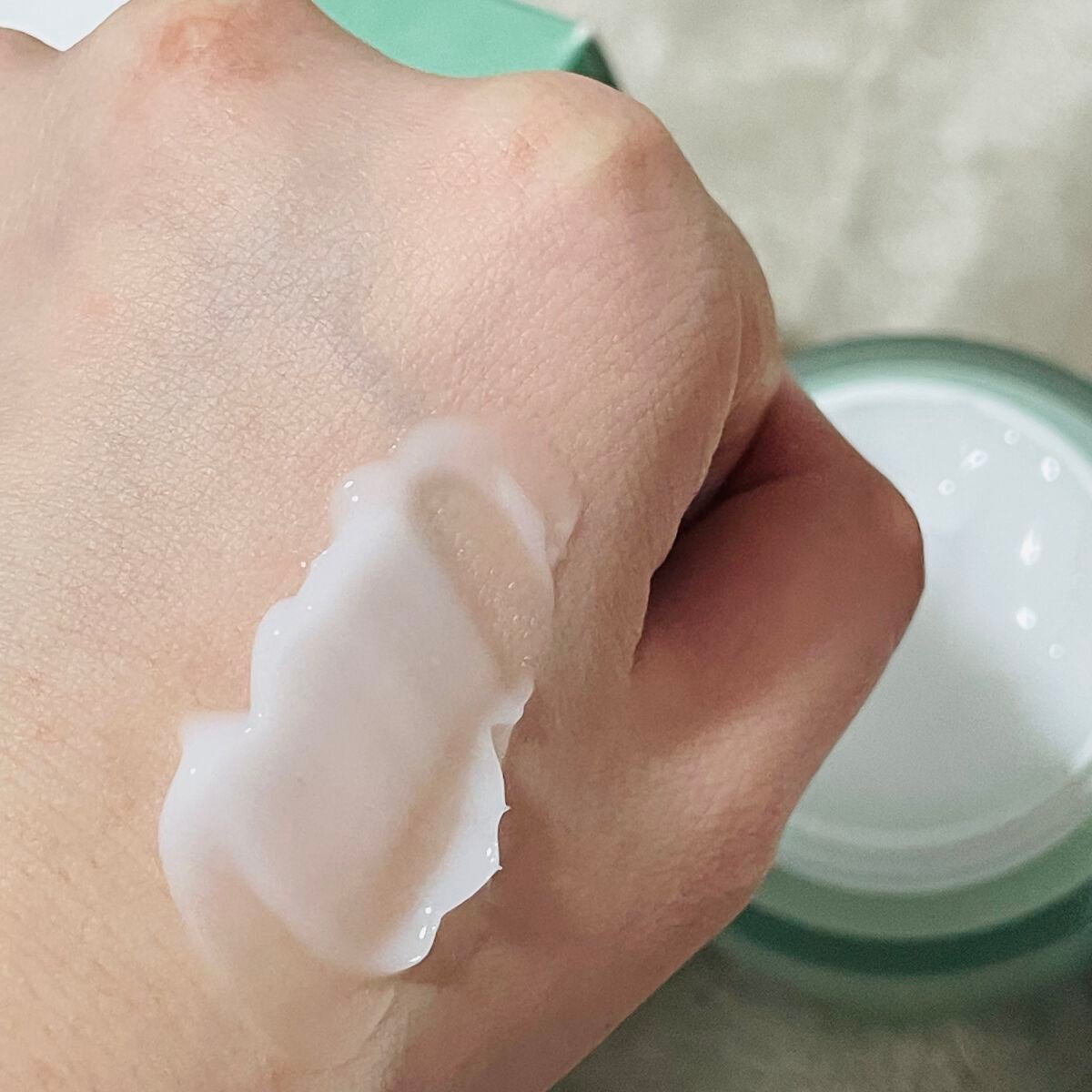 ピュアアルテミシア カーミングウォータークリーム/HANYUL(ハンユル)/フェイスクリームを使ったクチコミ(3枚目)