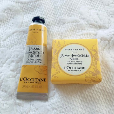 L'OCCITANE ジャスミン イモーテル ネロリ ハンドクリームのクチコミ「
こんにちは、なのかのんです(∩´͈ ᐜ `͈∩)˖*♬೨̣̥

引越しもなんとなーく落ち着き.....」（1枚目）