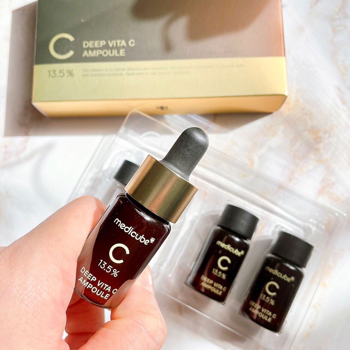 ディープビタCアンプル/MEDICUBE/美容液を使ったクチコミ(6枚目)