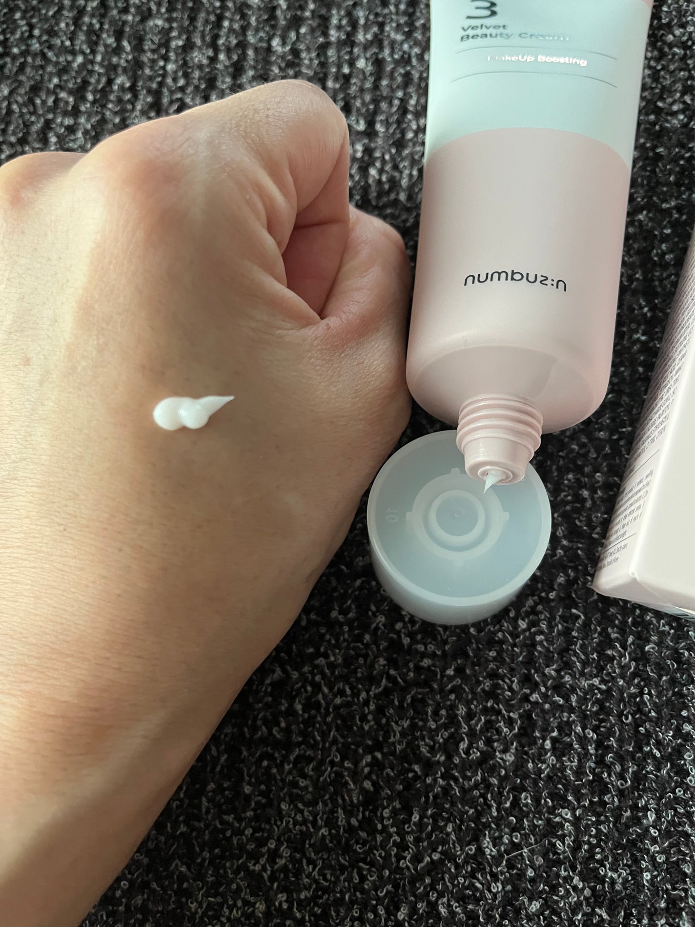 3番 シルクビューティークリーム/numbuzin/フェイスクリームを使ったクチコミ(2枚目)