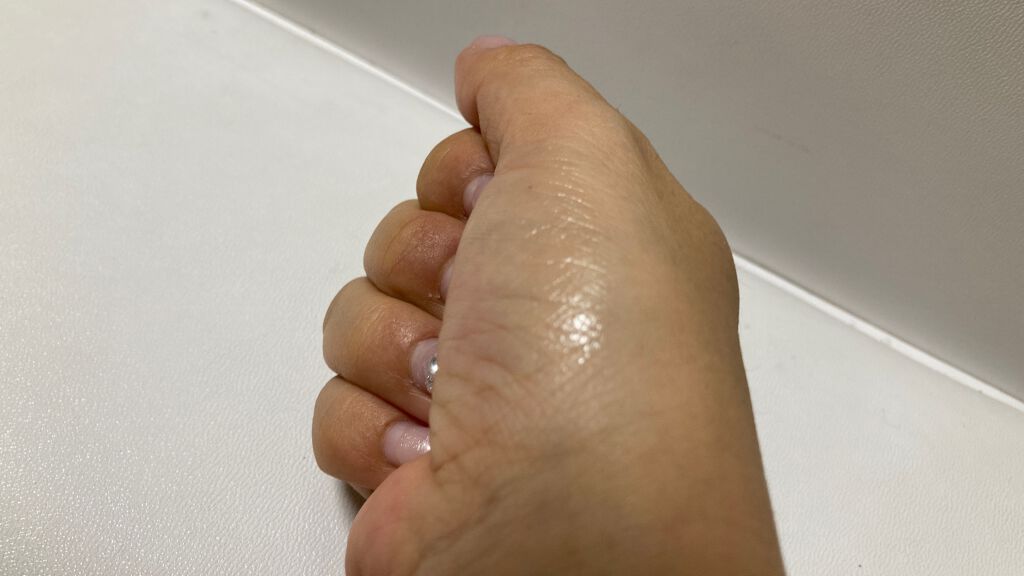 トゥルーディメンションラディアンスバーム/hince/スティックハイライトを使ったクチコミ(1枚目)