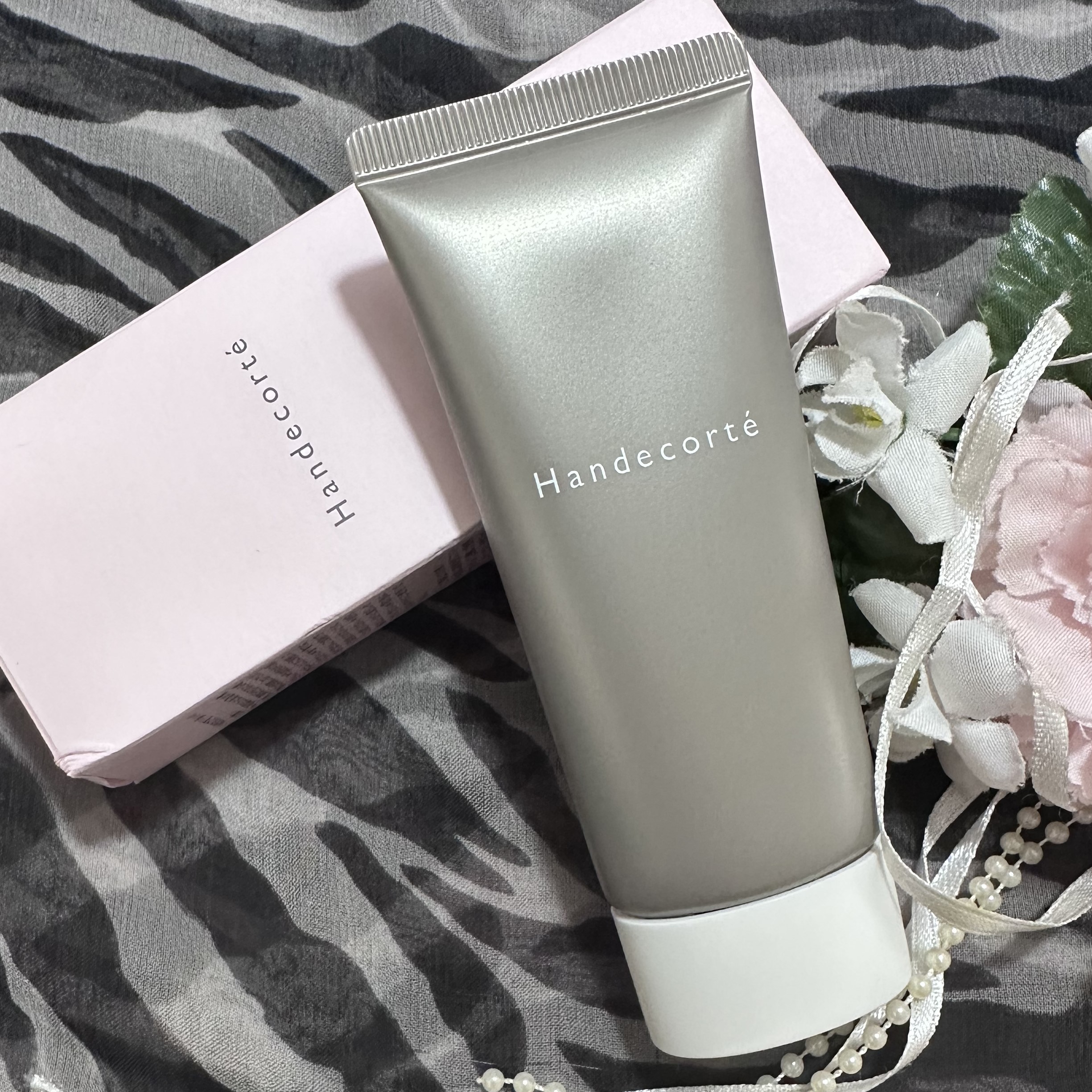 ハンデコルテ/キユートピア/ネック・デコルテケアを使ったクチコミ（1枚目）