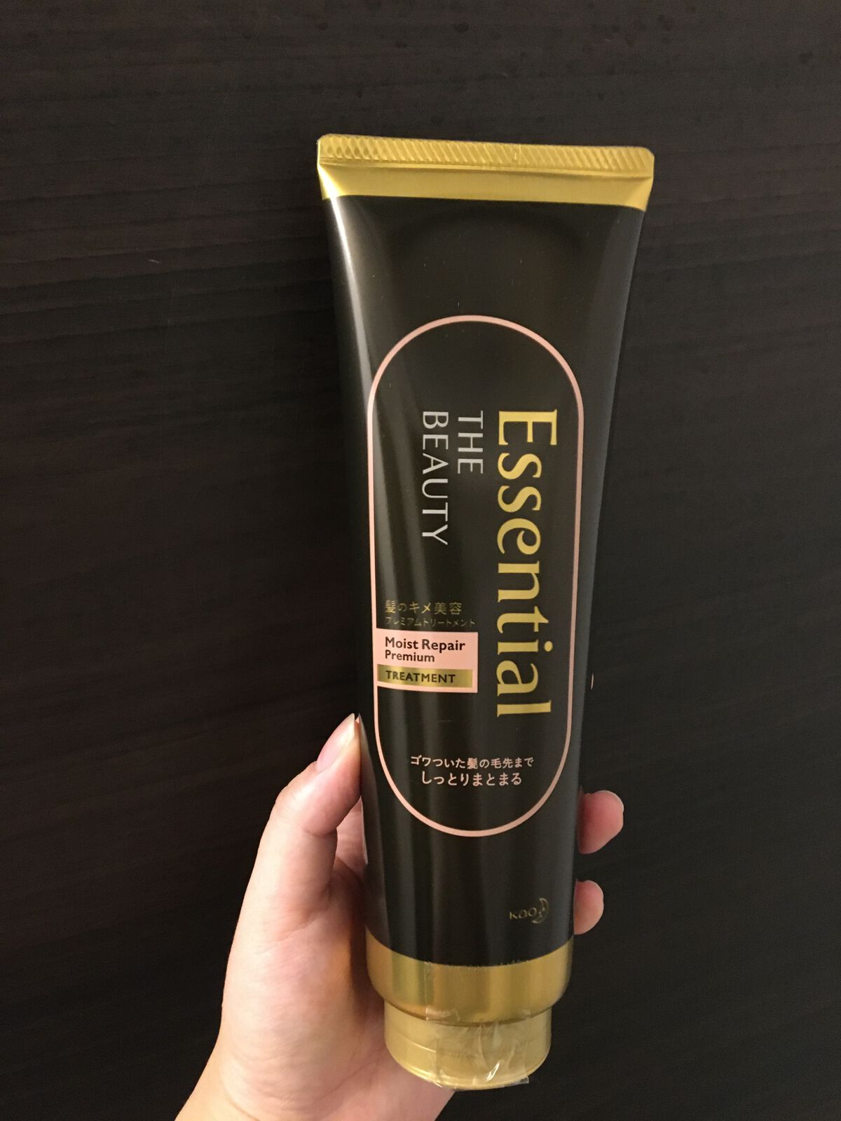 THE BEAUTY 髪のキメ美容プレミアムトリートメント<モイストリペアプレミアム>/エッセンシャル/洗い流すヘアトリートメントを使ったクチコミ(1枚目)