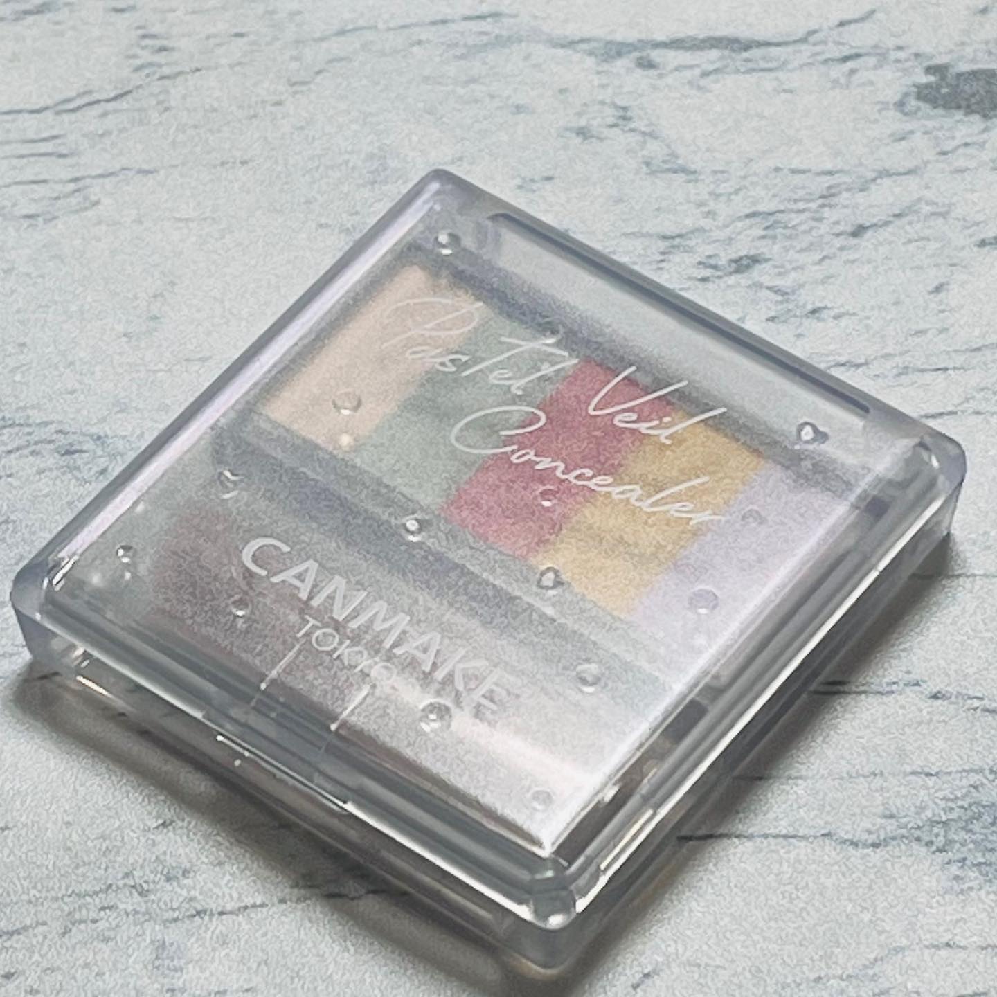 パステルヴェールコンシーラー/キャンメイク/パレットコンシーラーを使ったクチコミ（2枚目）