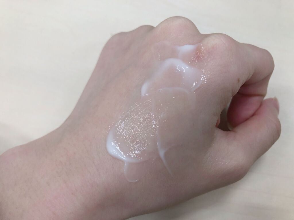 薬用ホワイトニング ハンドクリーム モイストジェル/コエンリッチQ10/ハンドクリームを使ったクチコミ（3枚目）