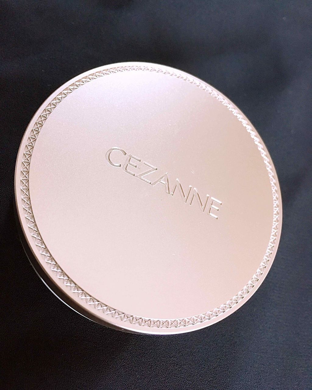 UVシルクフェイスパウダー/CEZANNE/プレストパウダーを使ったクチコミ(1枚目)