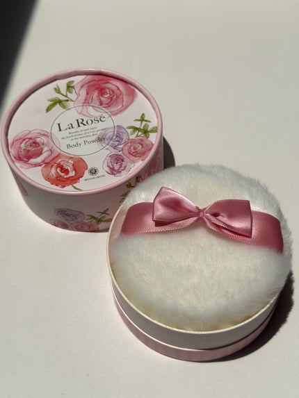 ジュビリーローズ ボディパウダー/ハウス オブ ローゼ/ボディパウダーを使ったクチコミ(2枚目)