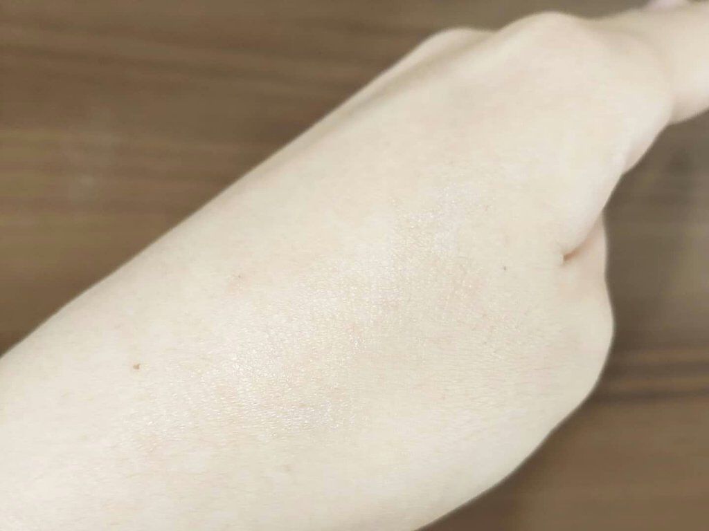 ツヤ肌モイストクリーム/Queen by Bionce/化粧下地を使ったクチコミ(3枚目)