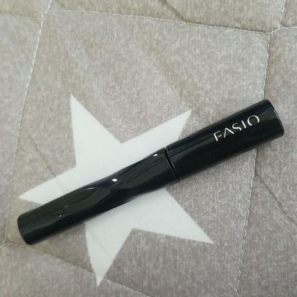 FASIO パワフルステイ リキッドライナーのクチコミ「乾きにくいのが難点だけどガッツリメイク派にはオススメ
粘膜とか際埋めに最適アイテム
10代~3.....」(1枚目)