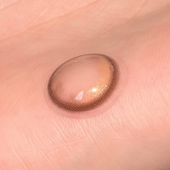 クローリングブラウン/LENSME/カラーコンタクトレンズを使ったクチコミ(4枚目)