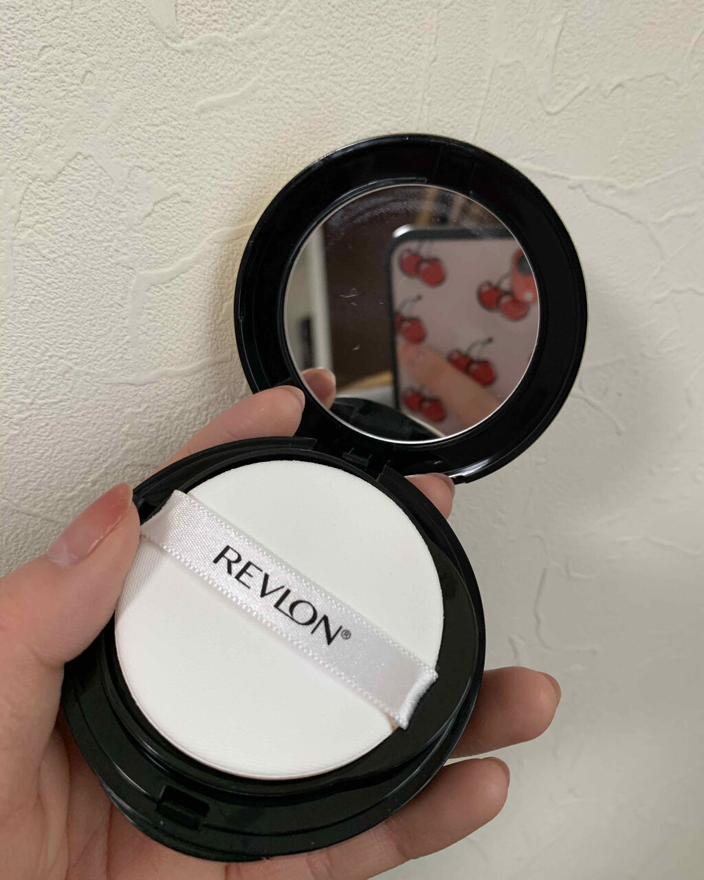 カラーステイ クッション ロングウェア ファンデーション 002 バニラ/自然な肌色（標準色）/REVLON/クッションファンデーションを使ったクチコミ（2枚目）