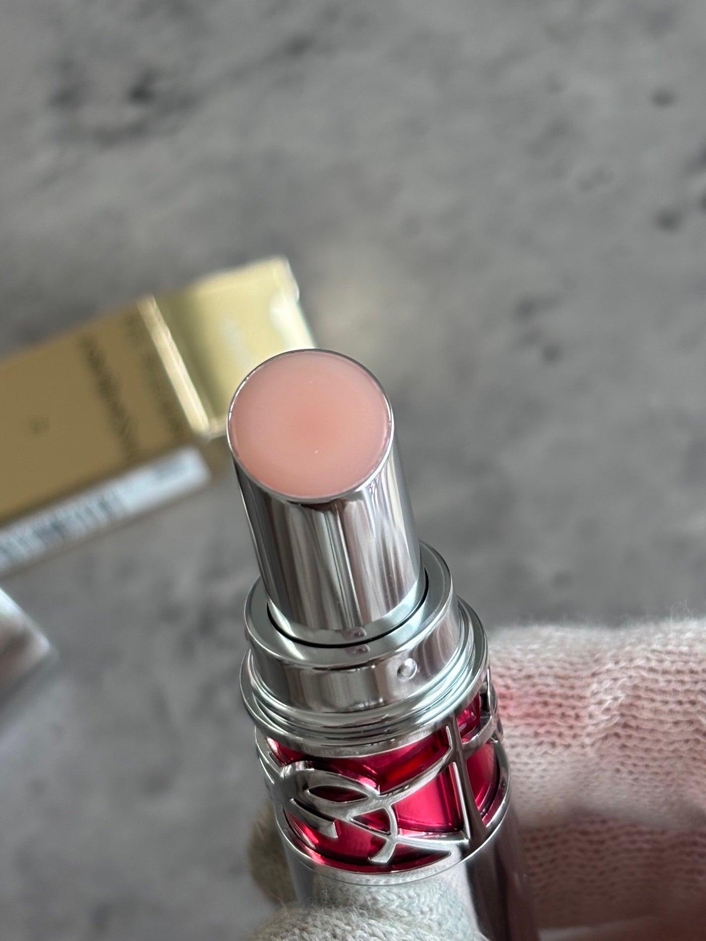 YSL ラブシャイン キャンディグレーズ/YVES SAINT LAURENT BEAUTE/口紅を使ったクチコミ(2枚目)