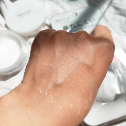 ルースパウダー<テカリ防止タイプ>/Moist Labo/ルースパウダーを使ったクチコミ(4枚目)