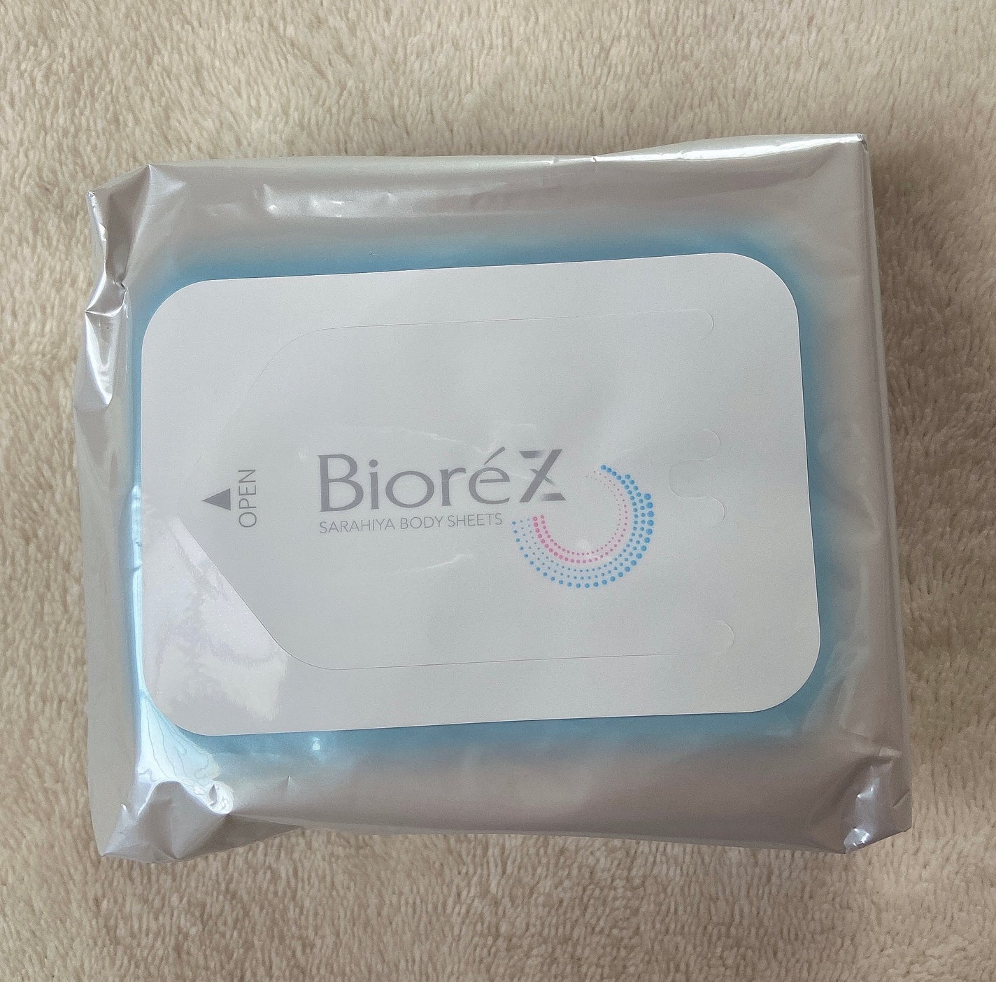 min on LIPS 「Biore’Zさらひや肌感シート 20枚入り日本製Kaoこれか..」(1枚目)