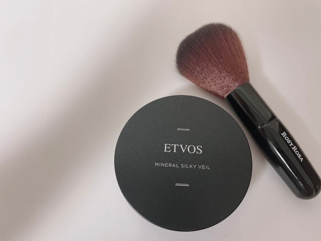 ミネラルシルキーベール/エトヴォス/プレストパウダーを使ったクチコミ(1枚目)