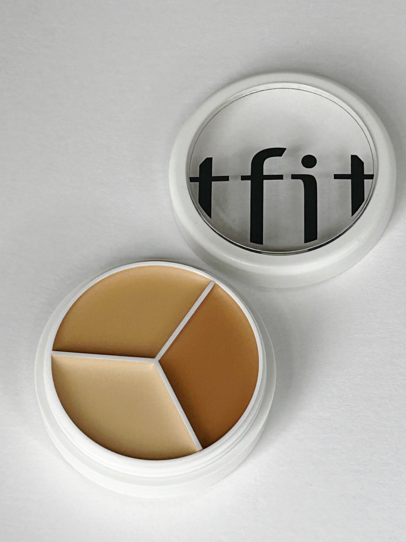 お白湯 on LIPS 「TFITのコンシーラーを体験させて頂きました。#TFIT#ティ..」(2枚目)