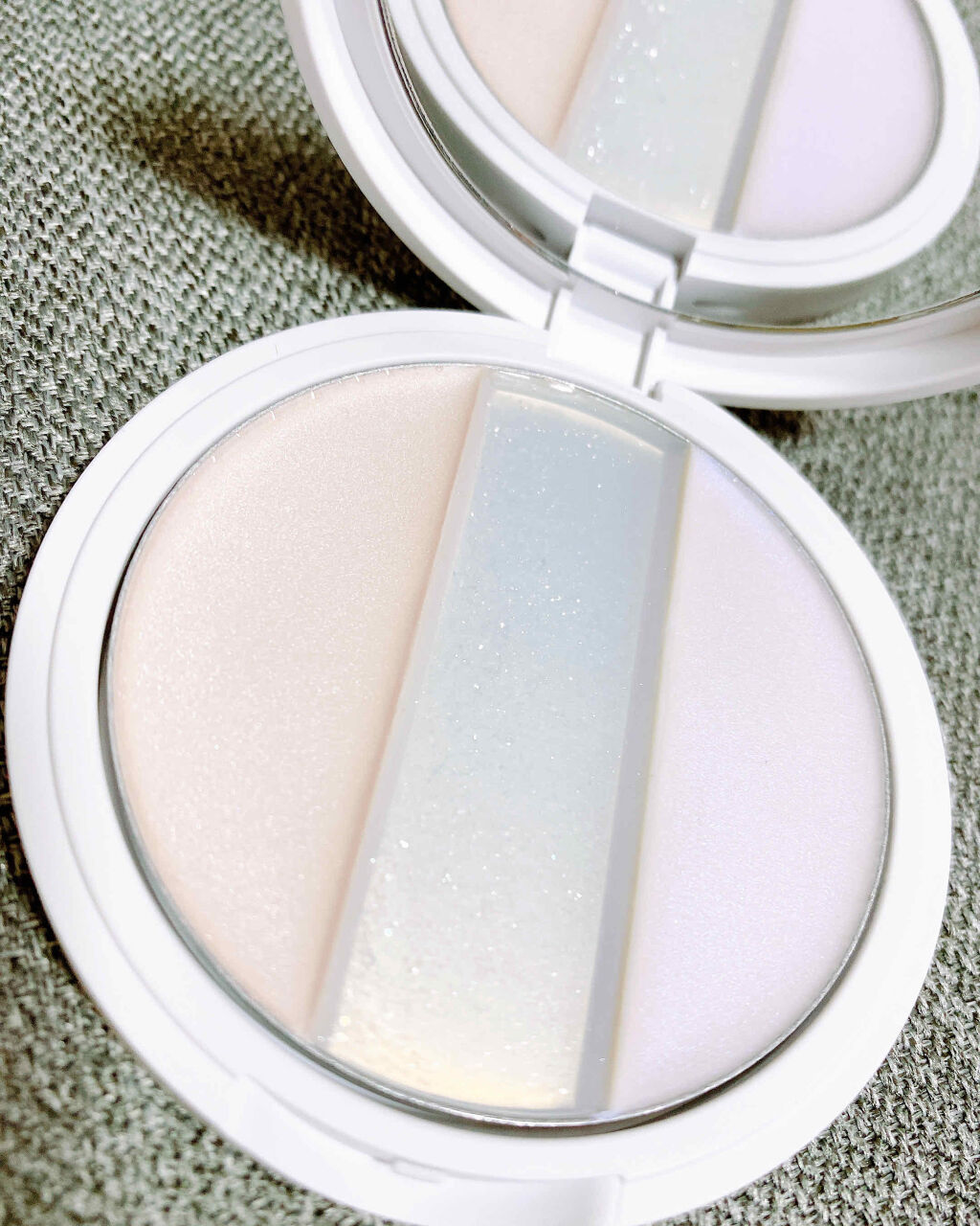 アートクラス バイ ロダン ルミネージュ バーニッシュ/too cool for school/プレストパウダーを使ったクチコミ（2枚目）