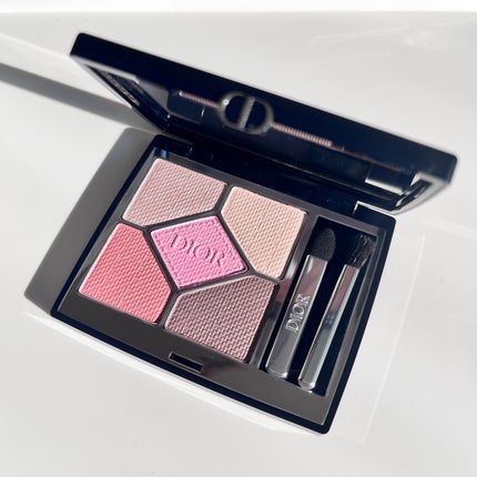 【旧】ディオールショウ サンク クルール (スプリング コレクション 2024 限定品)/Dior/アイシャドウを使ったクチコミ(3枚目)