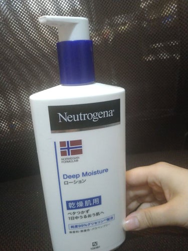 ノルウェー フォーミュラ ディープモイスチャー ボディミルク/Neutrogena/ボディミルクを使ったクチコミ（2枚目）