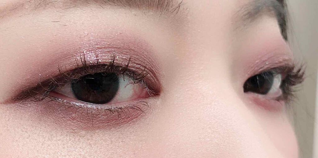 シャイニー プリティ シャドウ メジャー ウィン/M・A・C/単色アイシャドウを使ったクチコミ（3枚目）