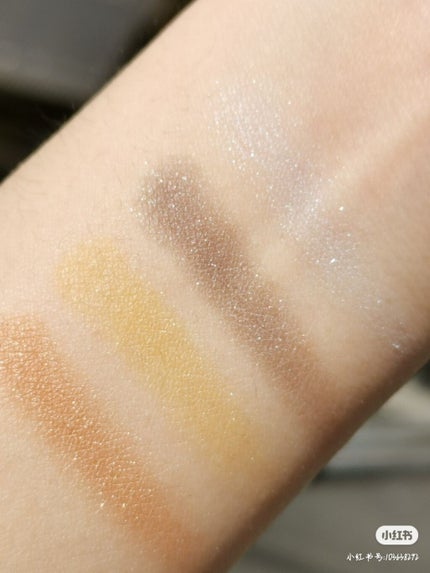 ミネラルクラッシィシャドー/エトヴォス/アイシャドウパレットを使ったクチコミ(4枚目)