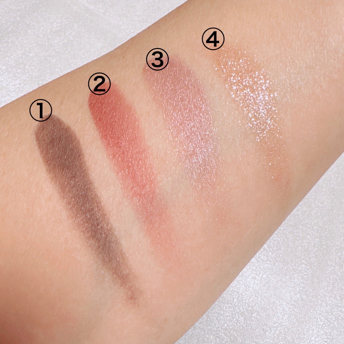 フェイスカラーパレット/チャコット・コスメティクス/アイシャドウパレットを使ったクチコミ(4枚目)