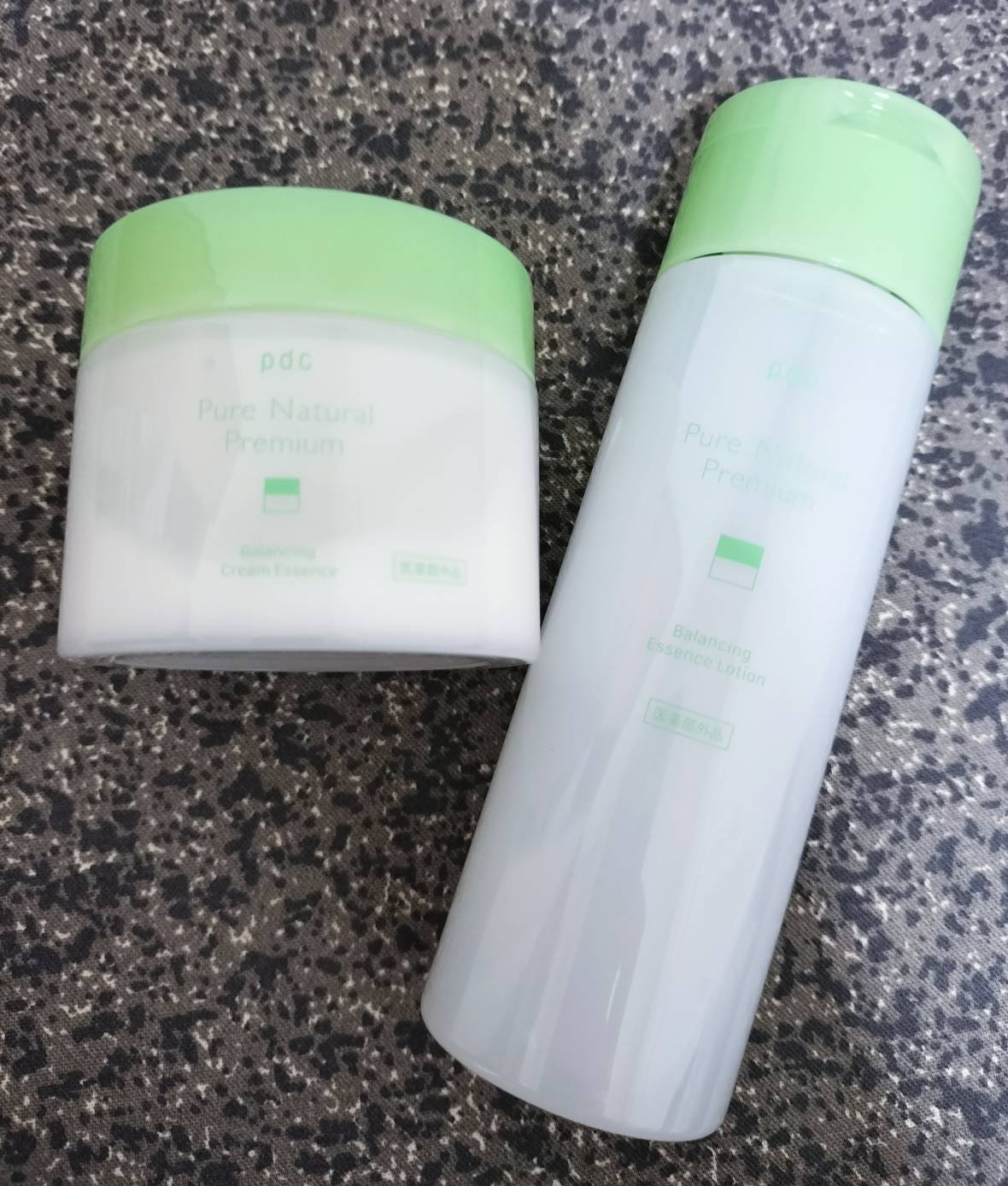 ピュア ナチュラル プレミアム バランシング クリームエッセンス /pdc/フェイスクリームを使ったクチコミ（1枚目）