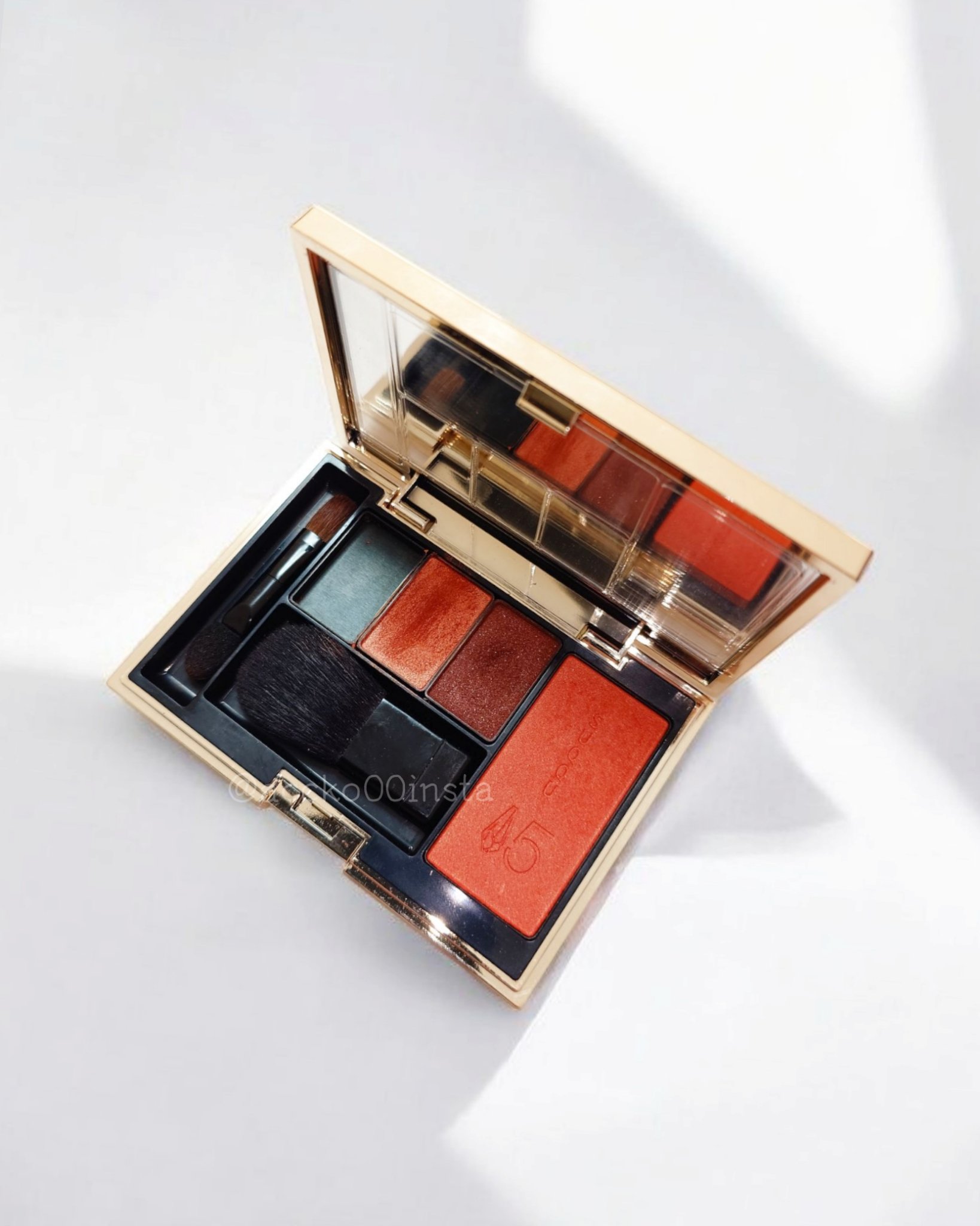 ★限定★スック SUQQU ★ 2018 15th アニバーサリー カラー コンパクト 101 ★ 残量たっぷり ★アイシャドウ チーク 頬紅 ★ SUQQU スック 2018 15th アニバーサリー 週末限定価格！！