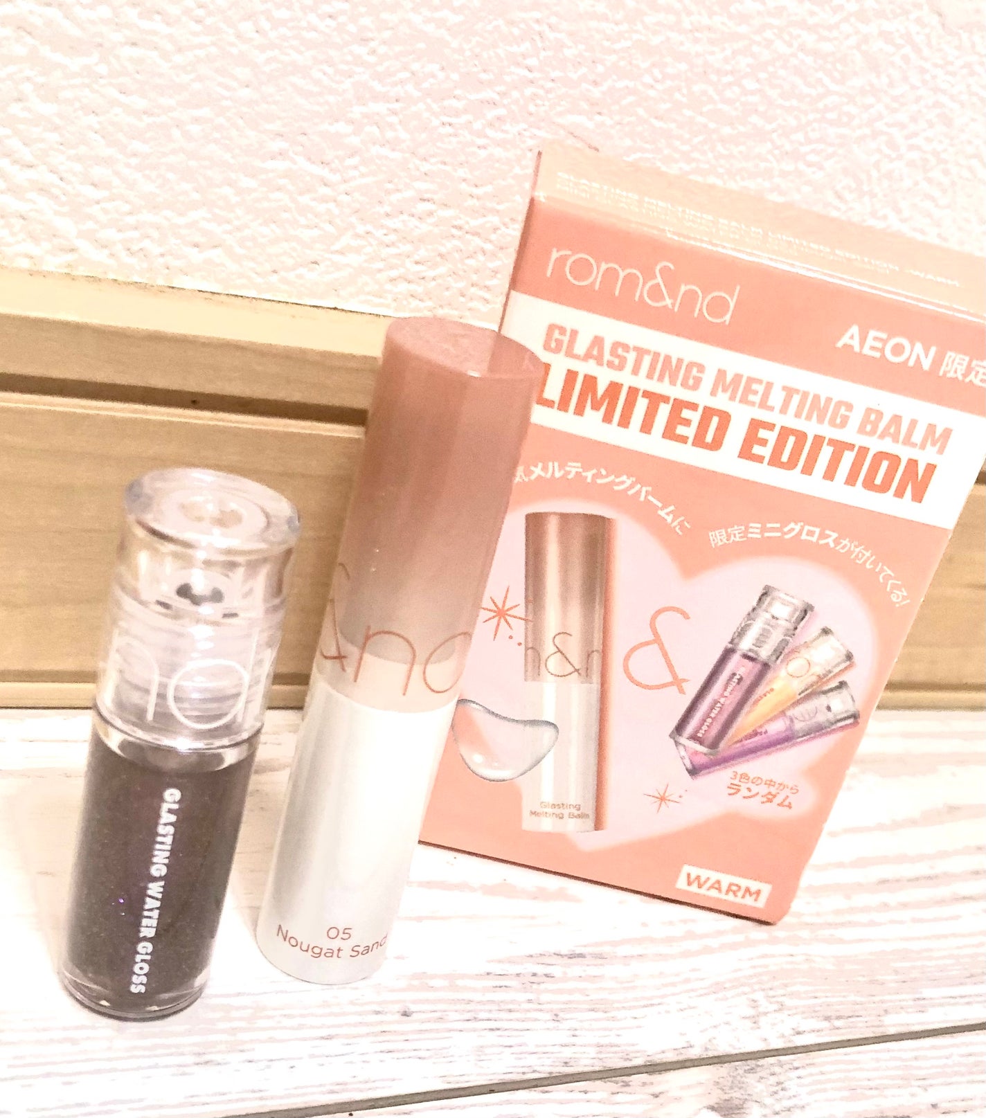 ne−ko"フォロバ on LIPS 「人気のロムアンドの05"ヌガーブラウンに今限定でミニグロスが付..」(1枚目)