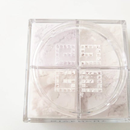 プリズム・リーブル/GIVENCHY/ルースパウダーを使ったクチコミ(4枚目)