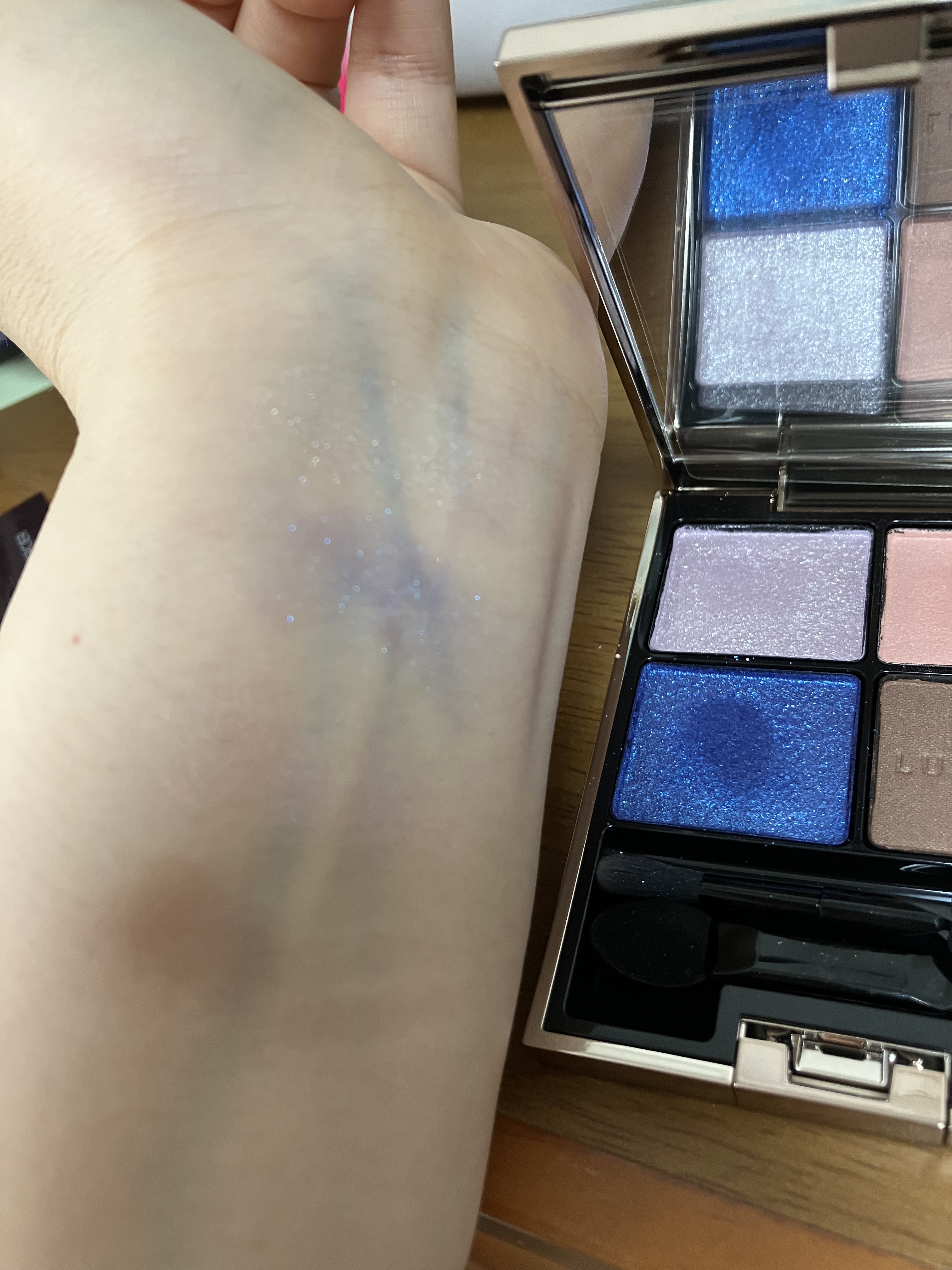アイカラーレーション EX33 Galaxy Loop/LUNASOL/アイシャドウパレットを使ったクチコミ（2枚目）