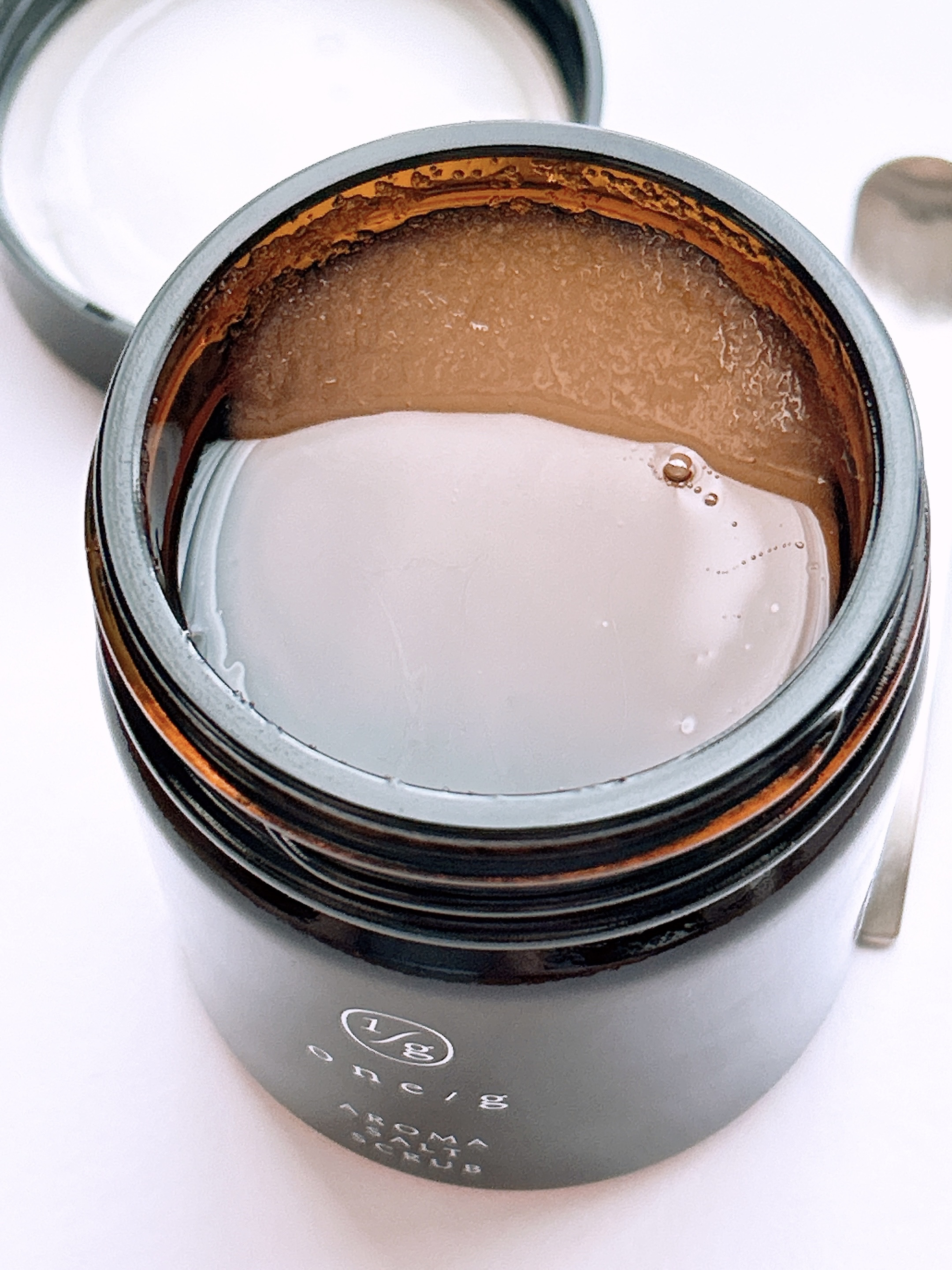 アロマソルトスクラブ/ワンオーバージー/ボディスクラブを使ったクチコミ（3枚目）