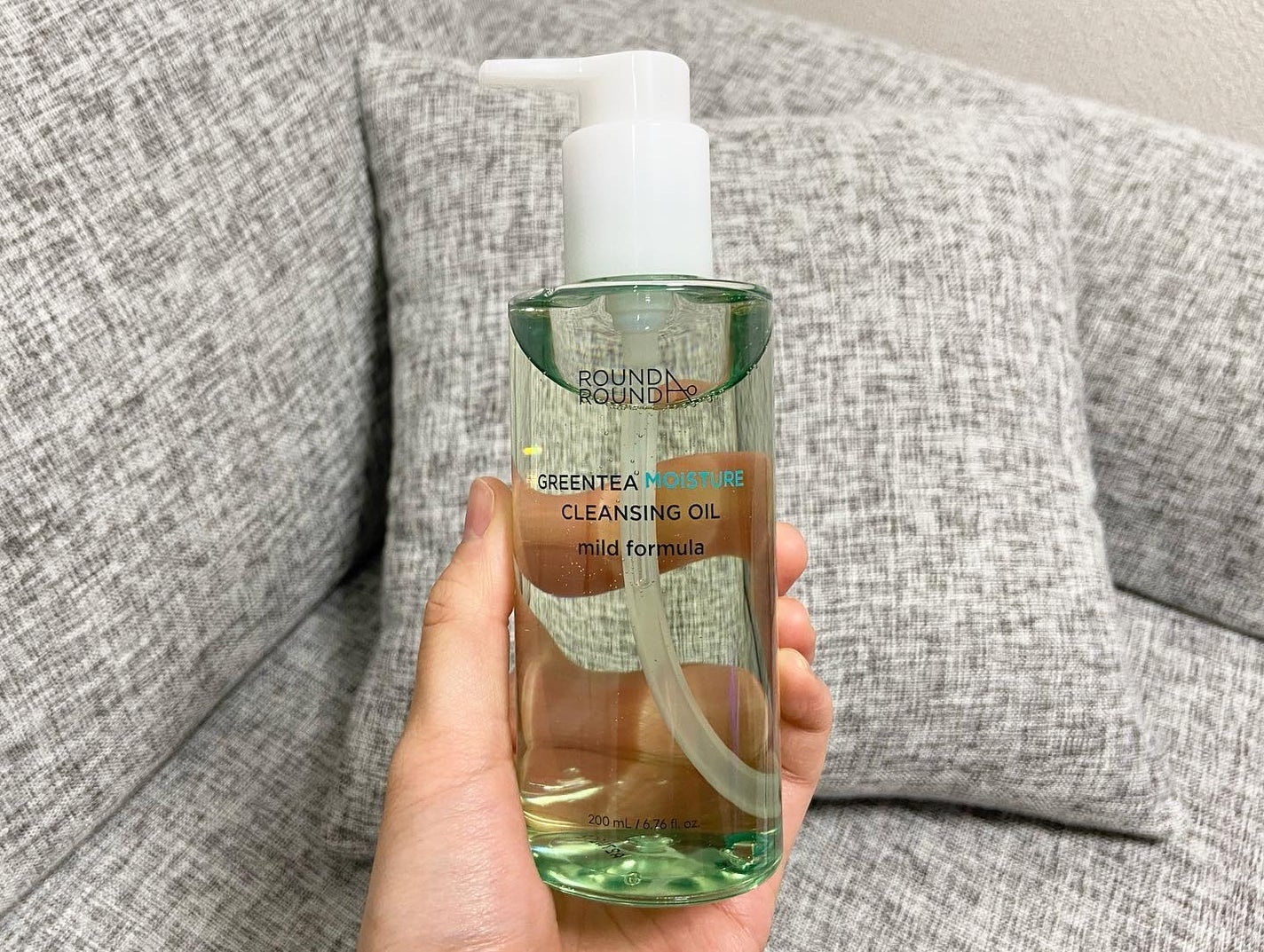 グリーンティーモイスチャークレンジングオイル/ラウンドアラウンド/オイルクレンジングを使ったクチコミ(2枚目)