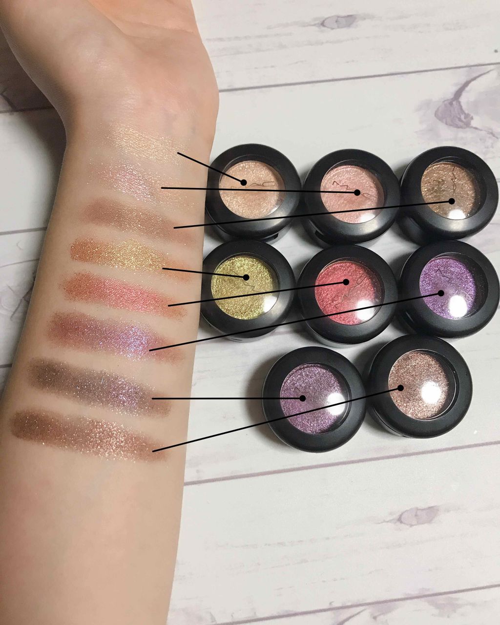 ダズルシャドウ/M・A・C/単色アイシャドウを使ったクチコミ(3枚目)