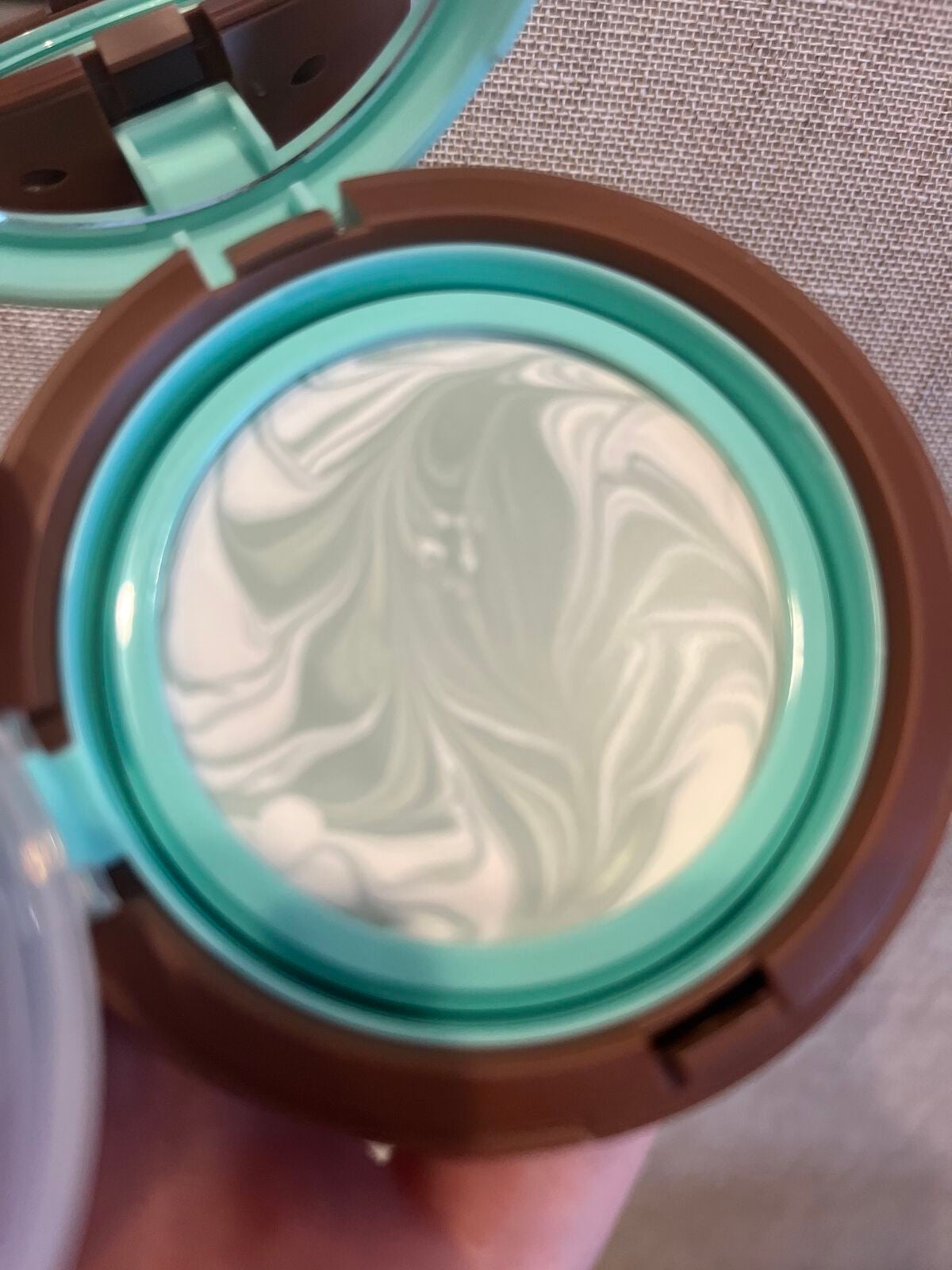 ジューシーパン スキンケアプライマー/A’pieu/化粧下地を使ったクチコミ(2枚目)