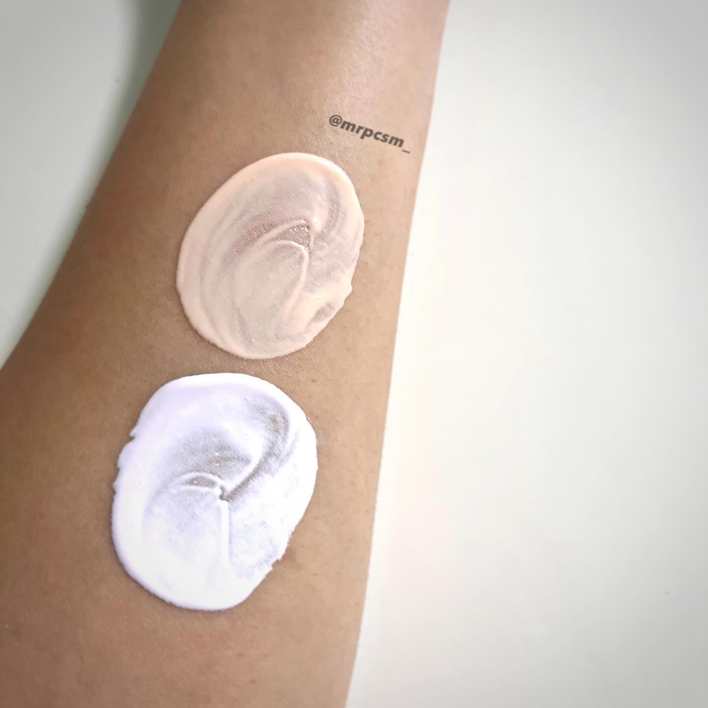 ダルバ ウォータフル トーンアップ サンクリーム(パープル)/ダルバ/日焼け止めクリームを使ったクチコミ（2枚目）