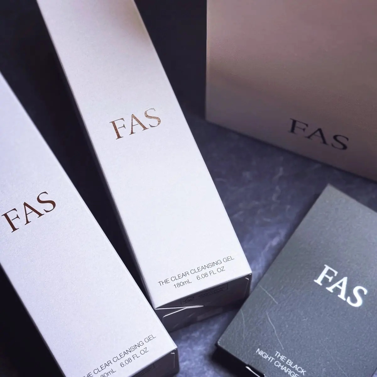 FAS ブラックエッセンス120m・クレンジングジェル180m