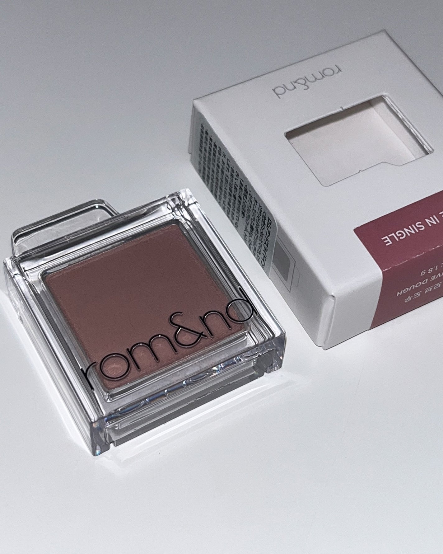 スライドインシングル/rom&nd/単色アイシャドウを使ったクチコミ(6枚目)