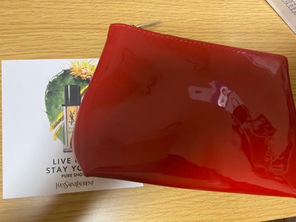 ルージュ ヴォリュプテ シャイン/YVES SAINT LAURENT BEAUTE/口紅を使ったクチコミ(2枚目)