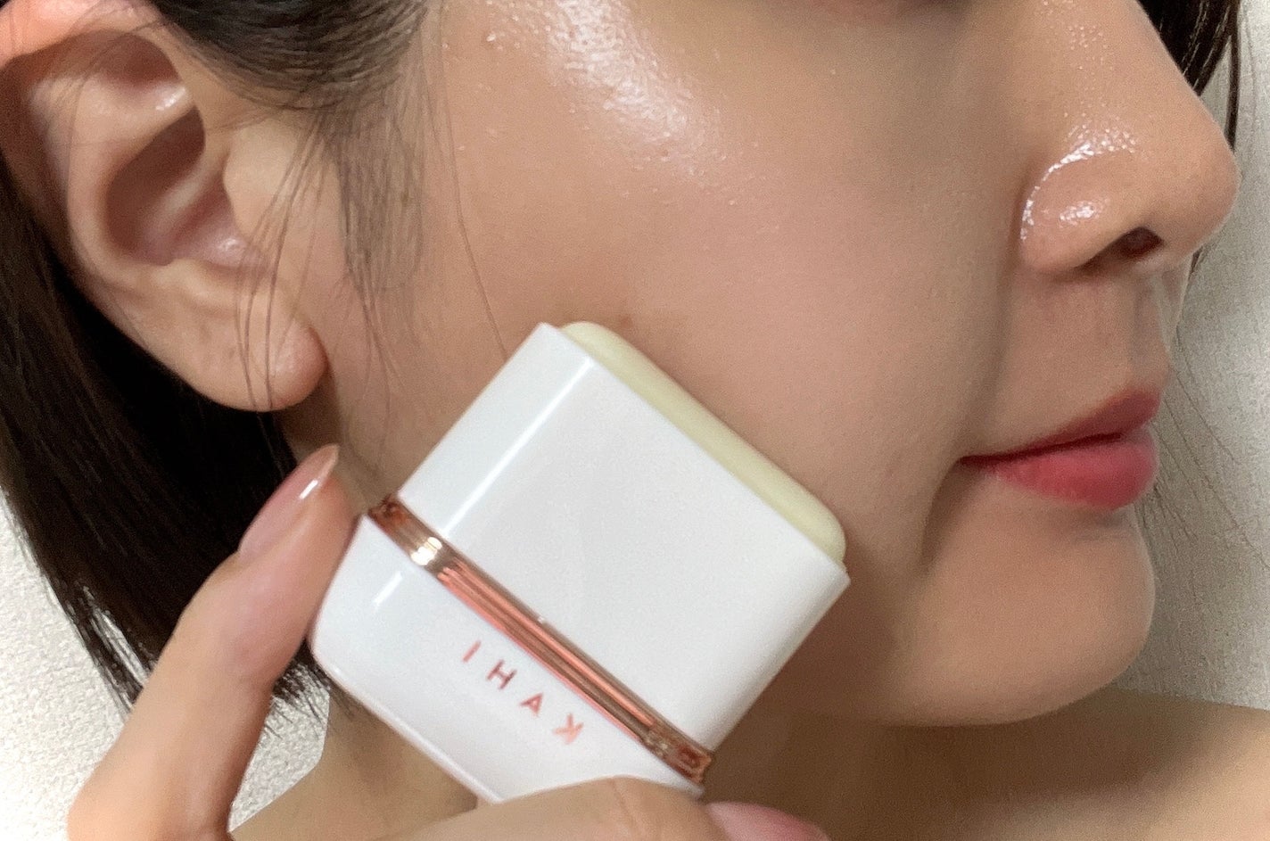 エアリーフィットサンスティック/KAHI/日焼け止めスティックを使ったクチコミ(2枚目)