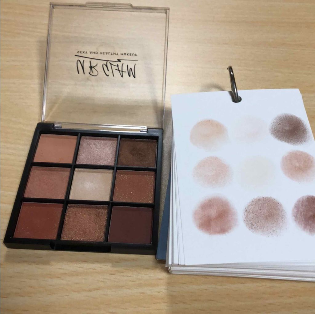 UR GLAM BLOOMING EYE COLOR PALETTE/U R GLAM/アイシャドウパレットを使ったクチコミ(1枚目)