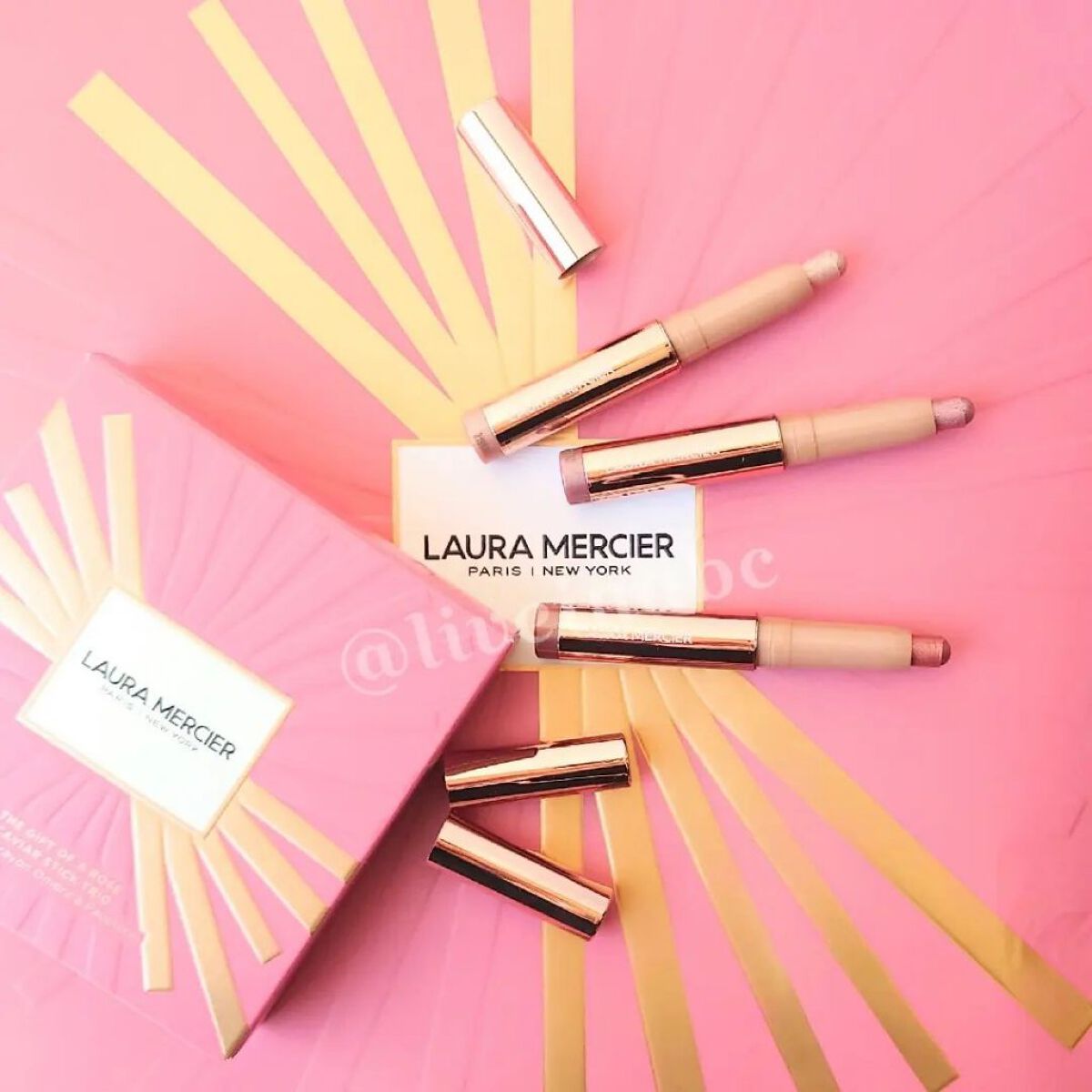 キャビアスティック アイカラー/ローラ メルシエ/スティックアイシャドウを使ったクチコミ（1枚目）