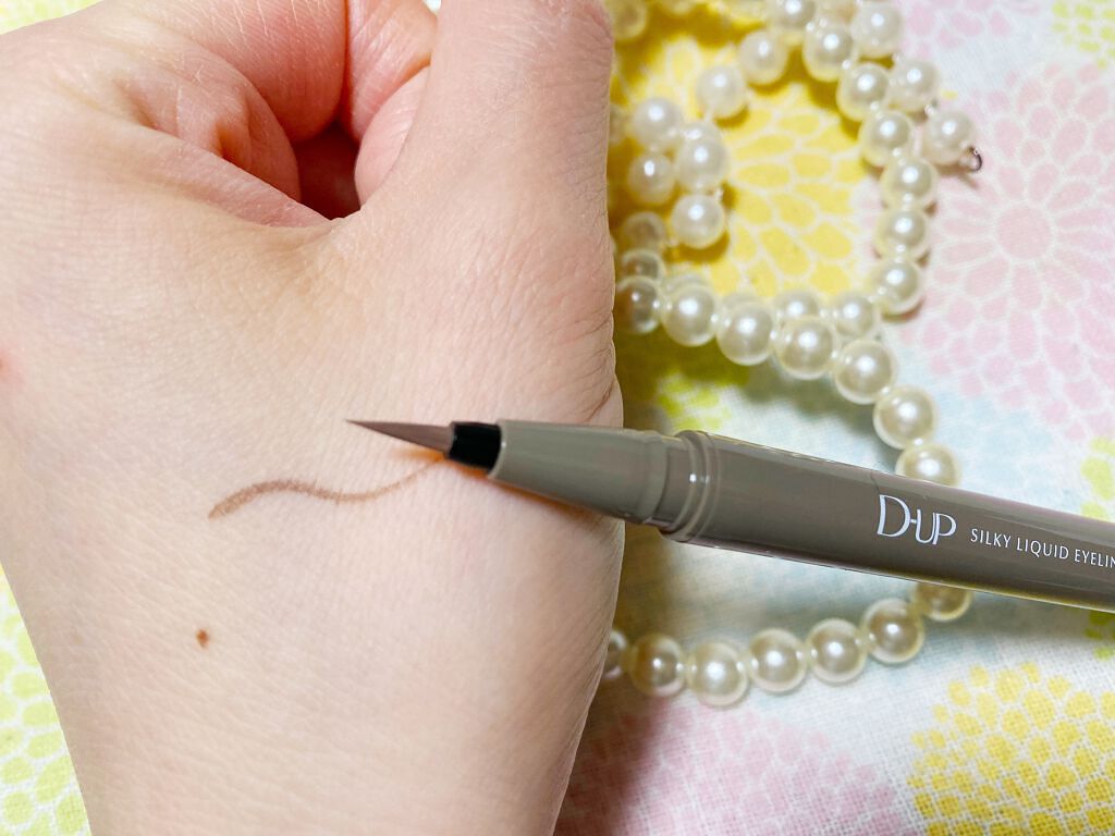 シルキーリキッドアイライナーWP/D-UP/リキッドアイライナーを使ったクチコミ(3枚目)